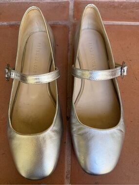 Freda Salvador Silver Leather Mary Jane Flats Size 6.5